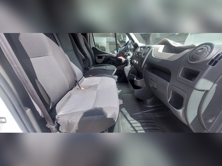 Renault Master comi 9 plazas foto 13